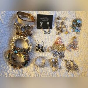 Lot of vintage and costume jewelry